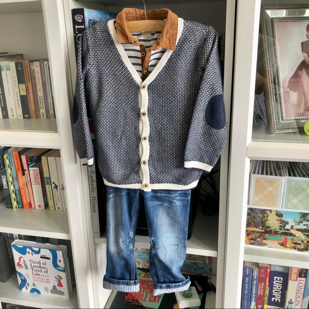 H&M Autumn outfit: cardigan, jeans, onesie & suspenders